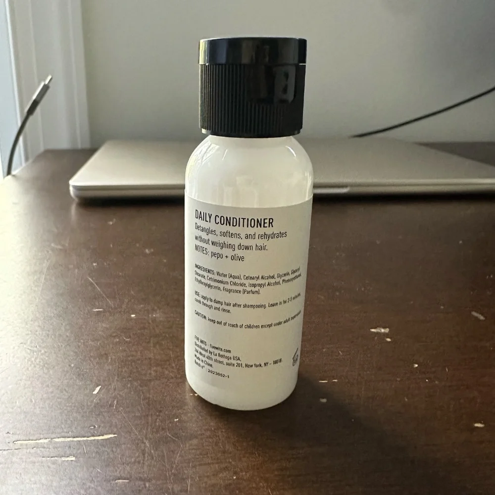 Five Wits Travel Set - Picture 7 of 8